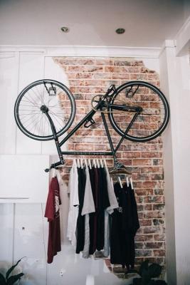Прикрепленное изображение: как хранить велосипед вешалка.jpg